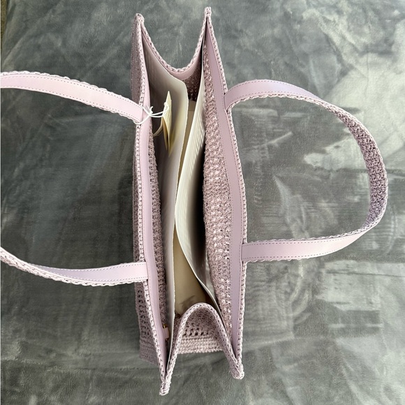 Tory Burch Ella Hand-Crochet Large Tote - Picture 3 of 4